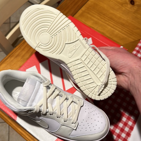 Womens Nike Dunk low (NIB) - Picture 2 of 6